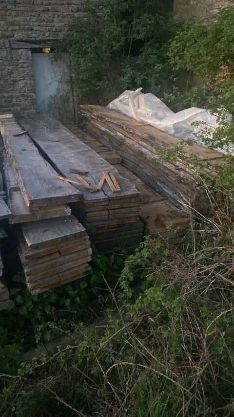 PLOTS DE CHËNE. 0 Juillenay (21)