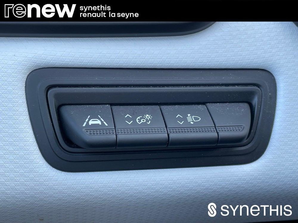 Clio V Clio E-Tech full hybrid 145 Techno 2023 occasion 83500 La Seyne-sur-Mer