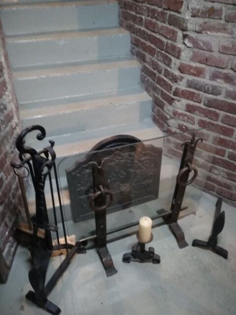 Ensemble en fer forg� pour chemin�e � foyer ouvert 100 La Frette-sur-Seine (95)