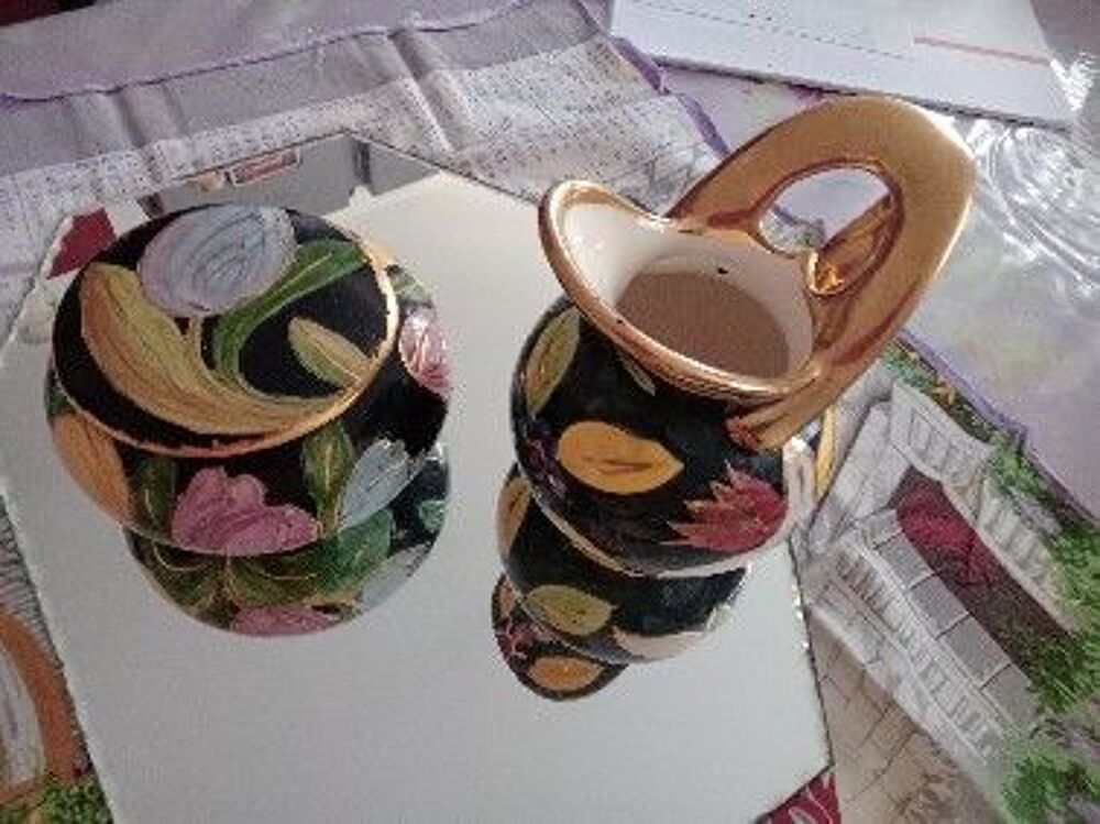ENSEMBLE BONBONNIERE ET VASE ""VALORIS " Décoration