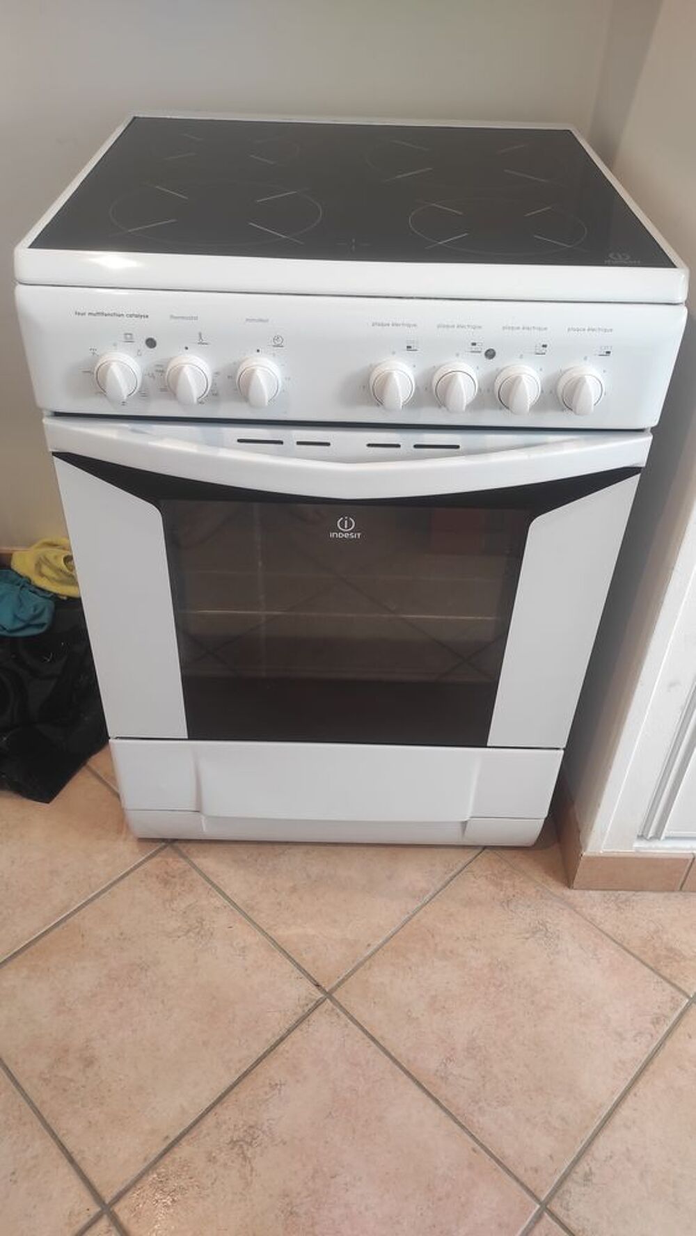 Cuisini&egrave;re Indesit Cuisine