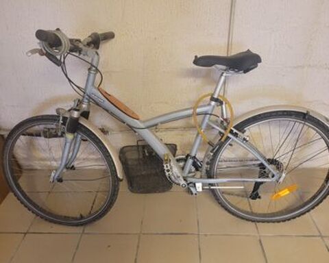 VELO B TWIN DECATHLON Romeny-sur-Marne (02)