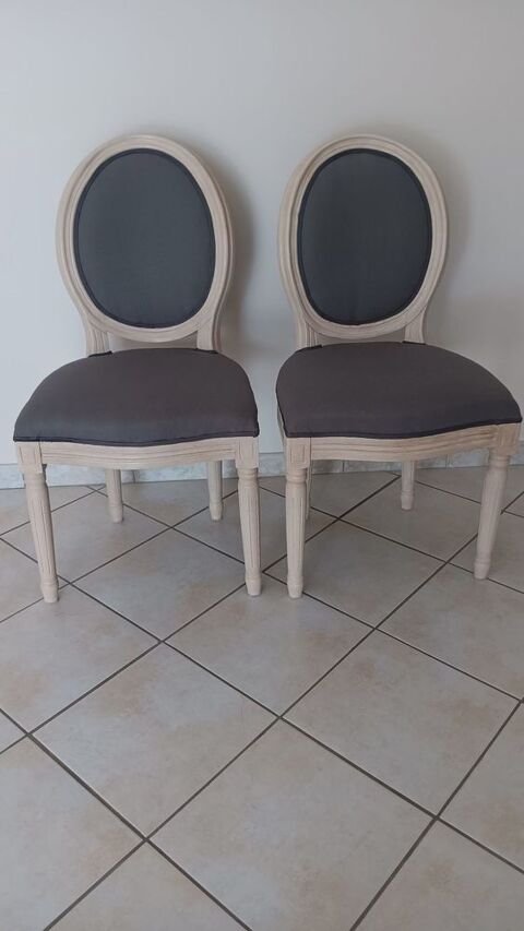 Chaises mdaillon marquise 120 Albi (81)