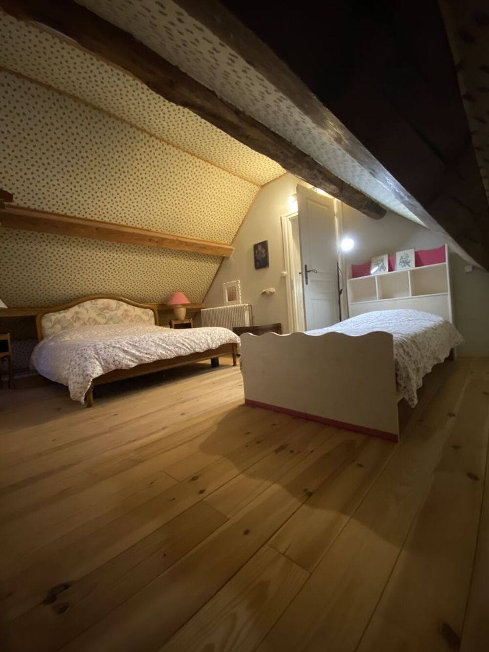   Maison de campagne, grand gîte familial avec piscine  Bourgogne, Saint-Marcelin-de-Cray (71460)
