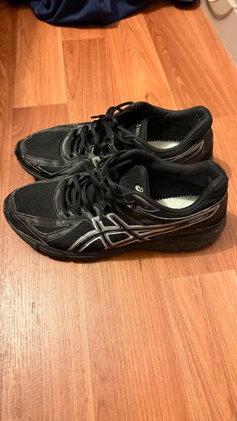 Baskets Asics 20 Meaux (77)