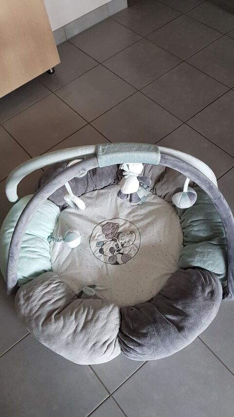 Articles pour b�b�s. 0 Thionville (57)