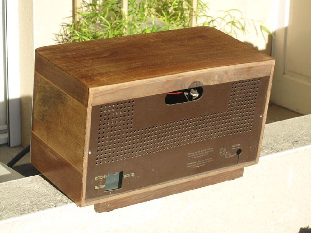 Radio vintage / TSF Cellondia des ann&eacute;es 40 bluetooth Audio et hifi
