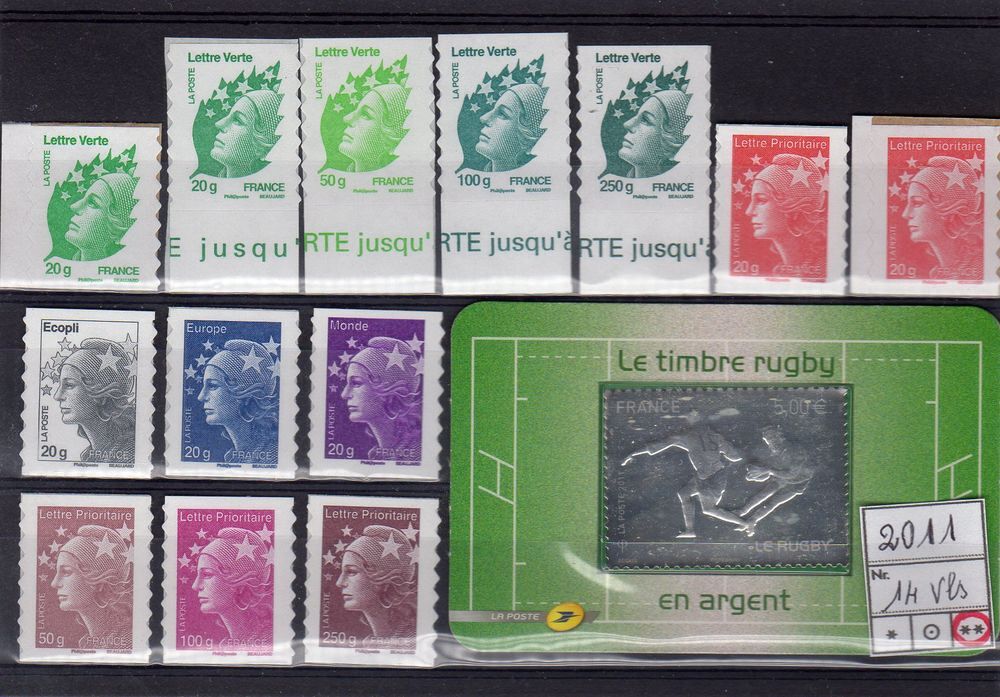 LOT de TIMBRES AUTOADHESIFS
2011 ..NEUF** 