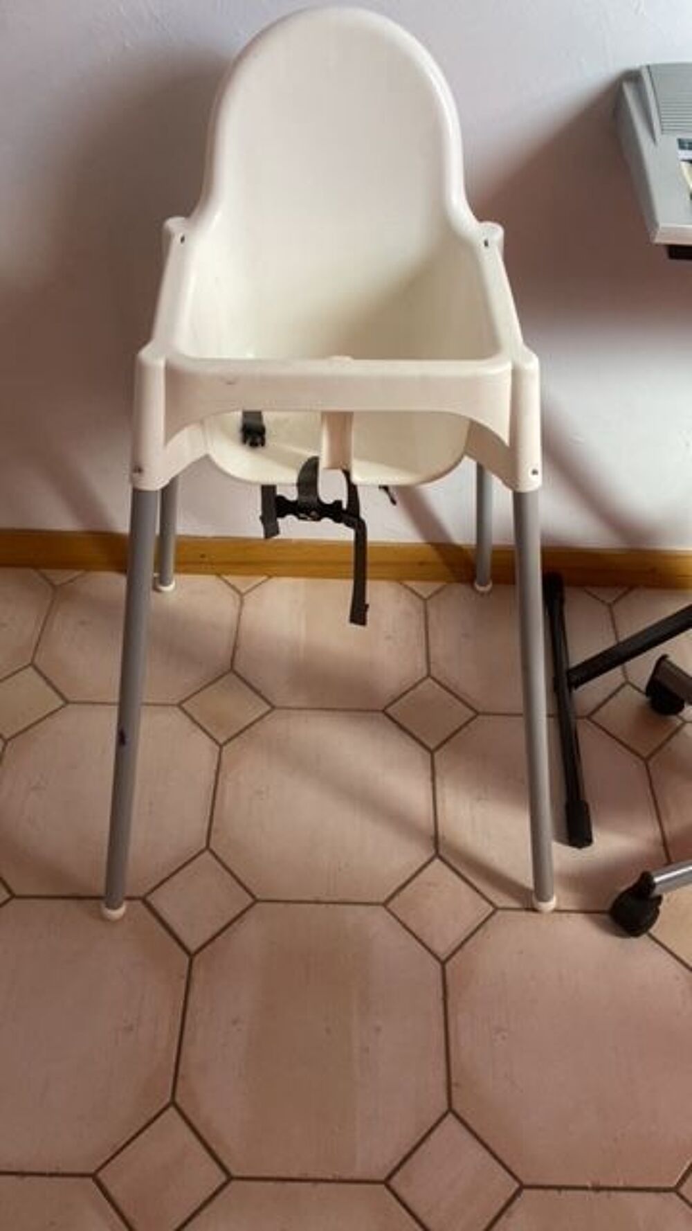 Chaise b&eacute;b&eacute; Ikea &amp; moustiquaire Mobilier enfants