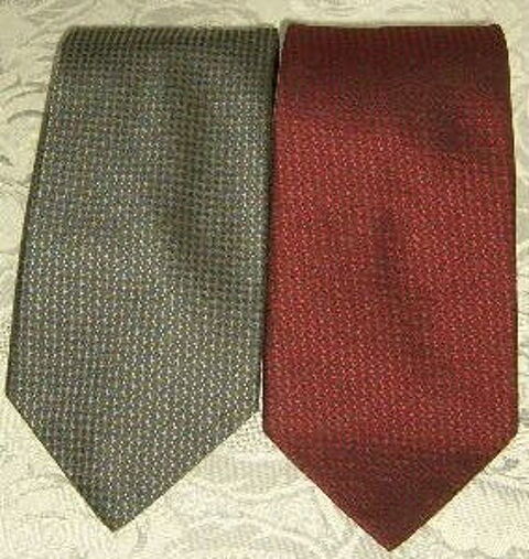 2 cravates 100% polyester CetA 6 Versailles (78)