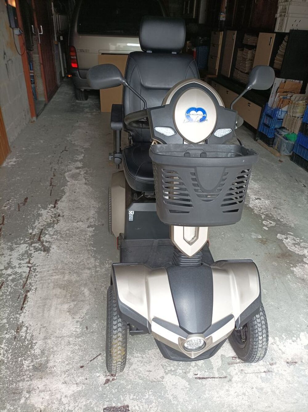 Scooter &eacute;lectrique PMR Sports