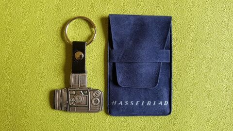 PORTE-CL� HASSELBLAD 0 Toulouse (31)