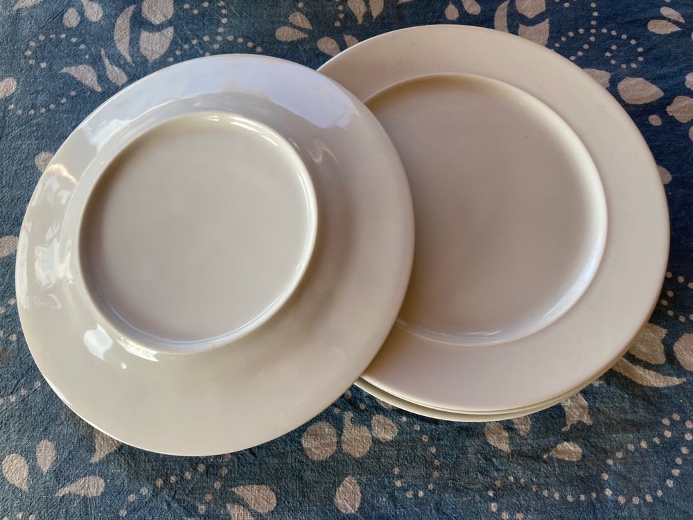 Lot 4 assiettes dessert. Cuisine