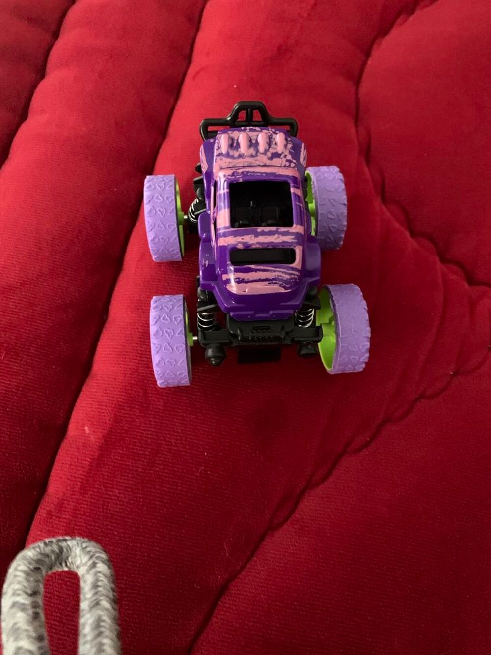 Voiture Monster Truck jouet neuve - Violet/Rose - 360&deg; Jeux / jouets