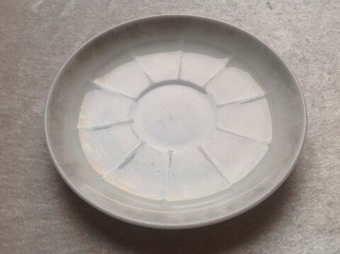 SOUS-TASSE COUPELLE OU VIDE POCHE EN PORCELAINE Envoi possib 3 Tr�gunc (29)