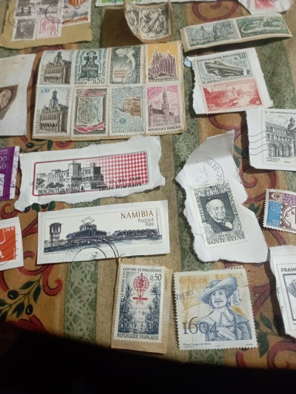 Lot de timbres fran&ccedil;ais et &eacute;trangers impeccable Billetterie