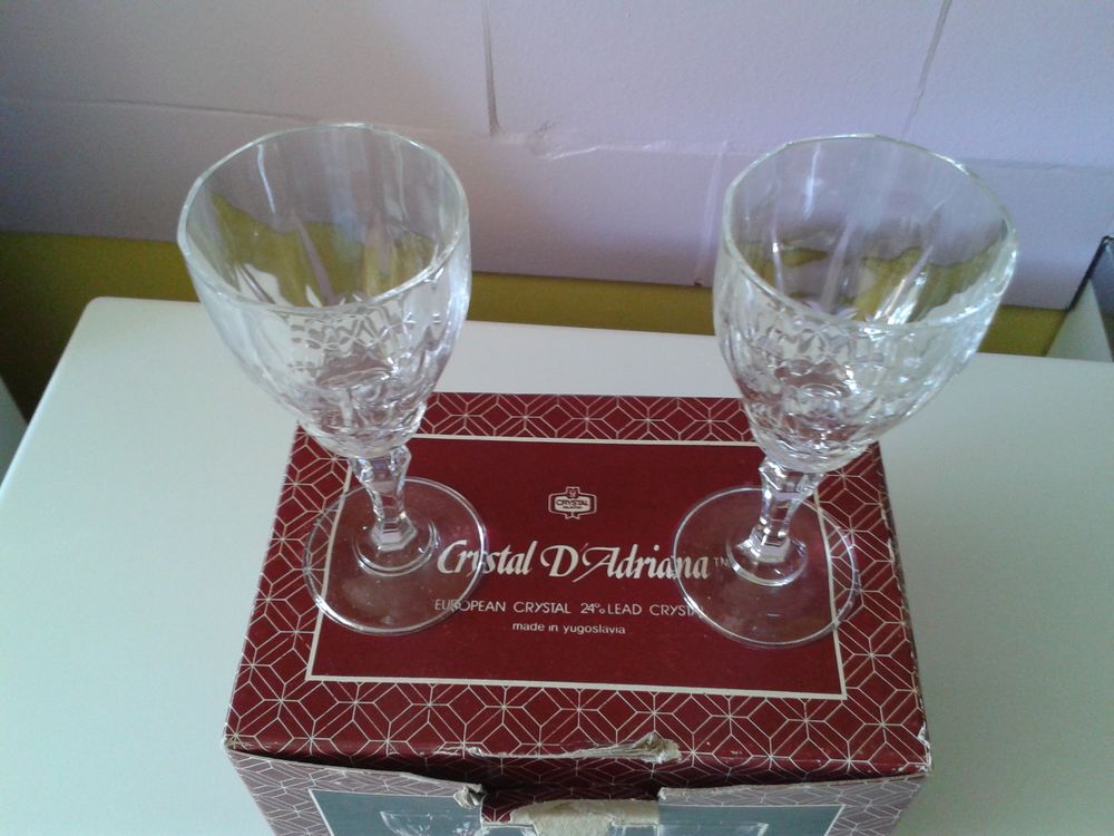 6 verres &agrave; porto &agrave; sherry en cristal taill&eacute; neufs Cuisine