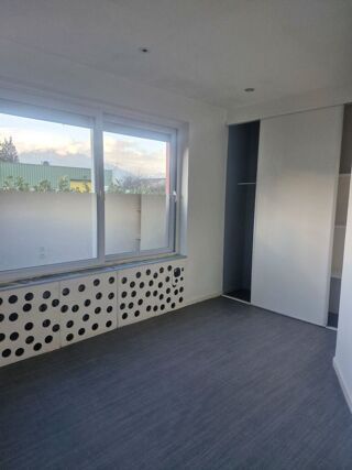  Appartement � louer 5 pi�ces 104 m�