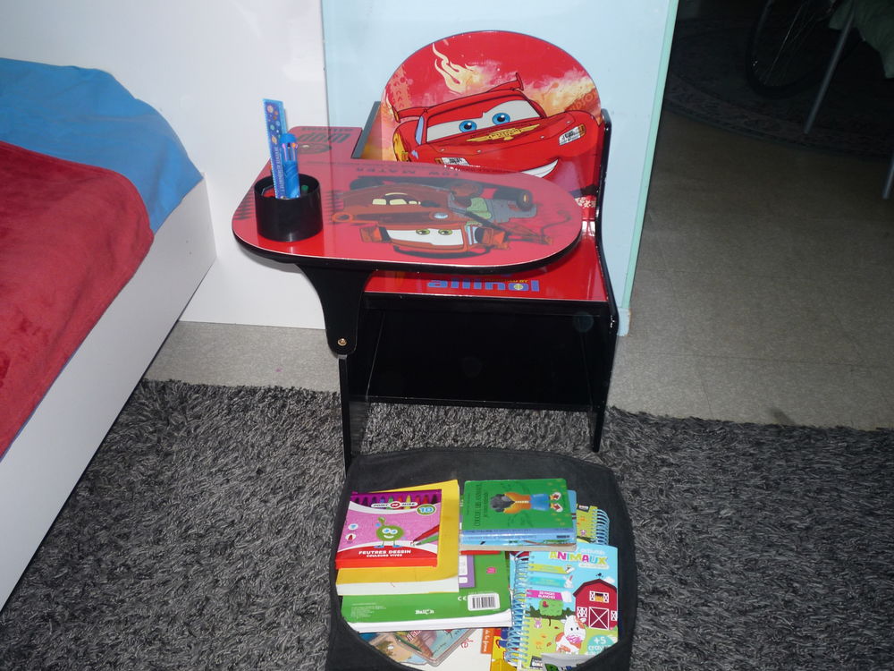 bureaux enfant mc queen Mobilier enfants
