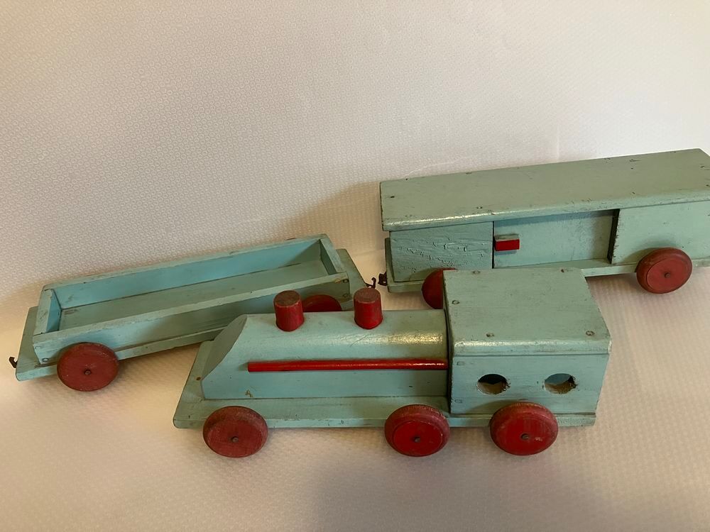 Jouet Ancien train Bleu en Bois
Jeux / jouets