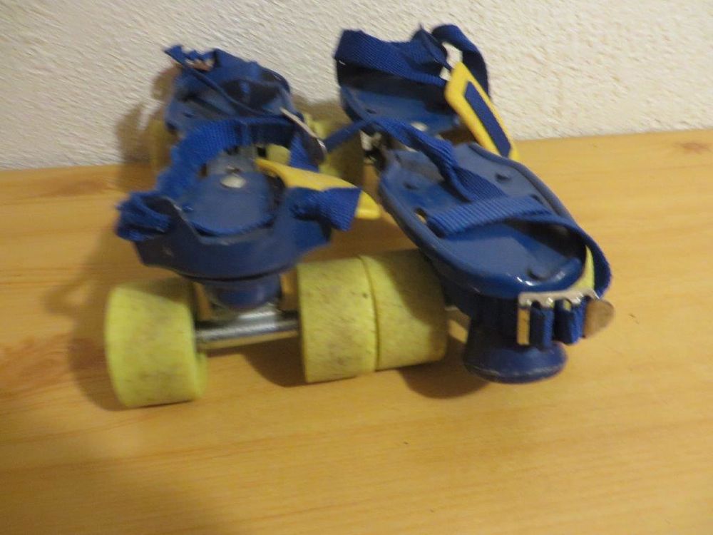 jeu de patins &agrave; roulettes Sports