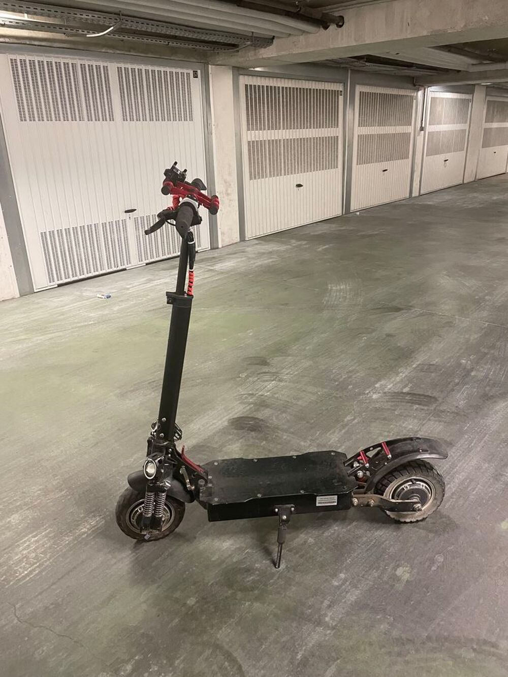 trottinette &eacute;lectrique Vélos