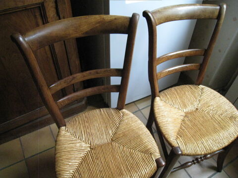 2 chaises pailles anciennes XIX e noyer 38 Saint-Ismier (38)