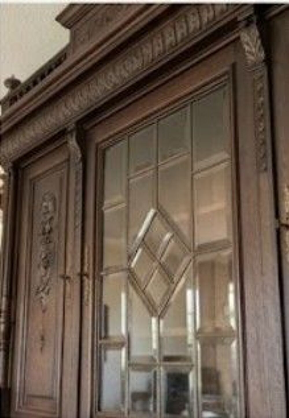 Grand Buffet Deux-Corps de style Henri II Meubles