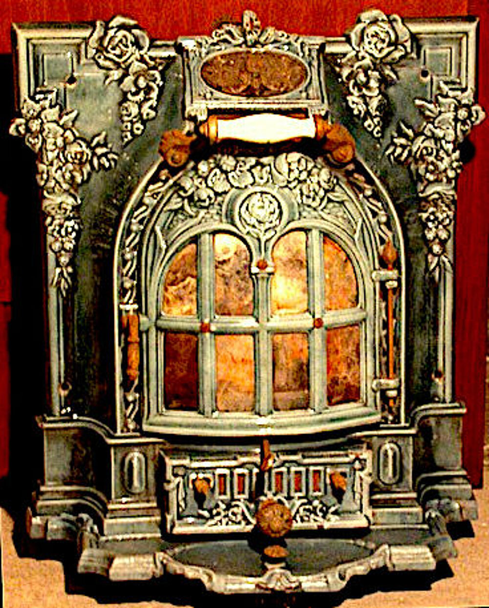 Po&euml;le salamandre, Deville &amp; Cie 1900 Art D&eacute;co, fonte &eacute;maill&eacute; 