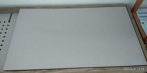 bureau polyvalent 60 Montauban (82)