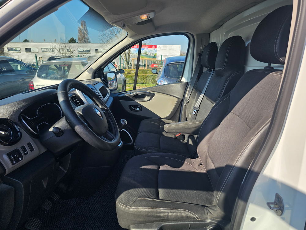 Trafic TRAFIC FGN L2H1 1300 KG DCI 145 ENERGY E6 CONFORT 2018 occasion 77515 Faremoutiers