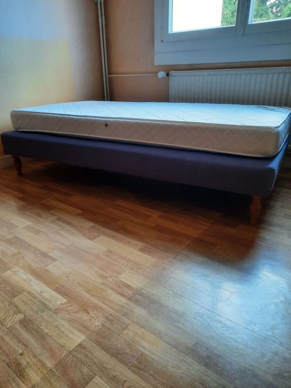 Lit : Sommier + Matelas - 90 x 190 Meubles