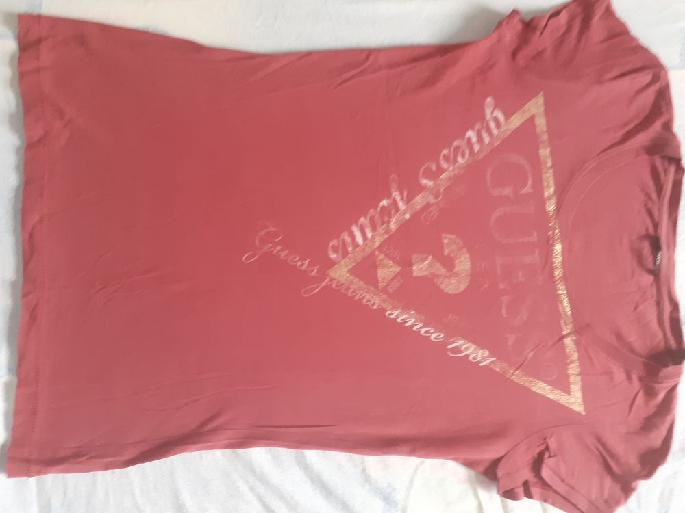 T-shirt guess Vêtements