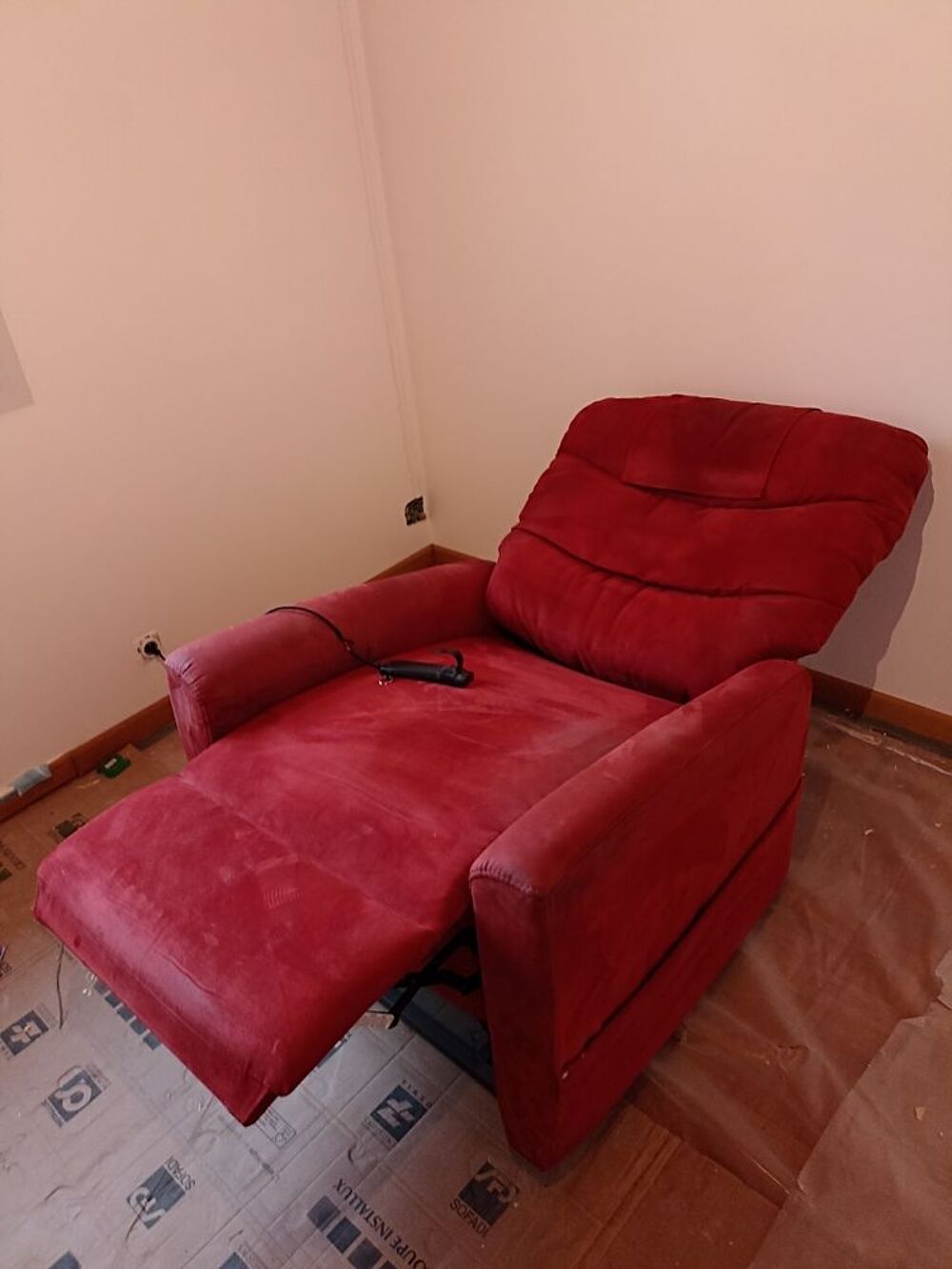 fauteuil &eacute;lectrique m&eacute;dical haut de gamme Meubles