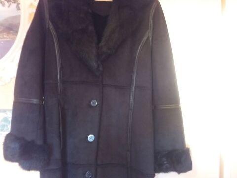 Manteau long noir 100 Avignon (84)