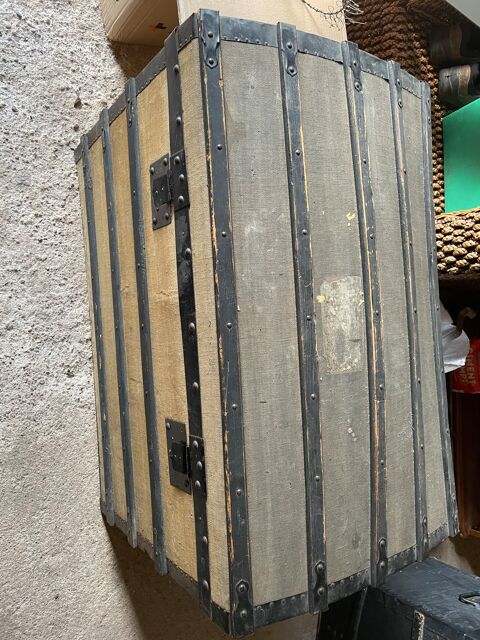 Coffre ancien Malle 180 Saint-Di�-des-Vosges (88)