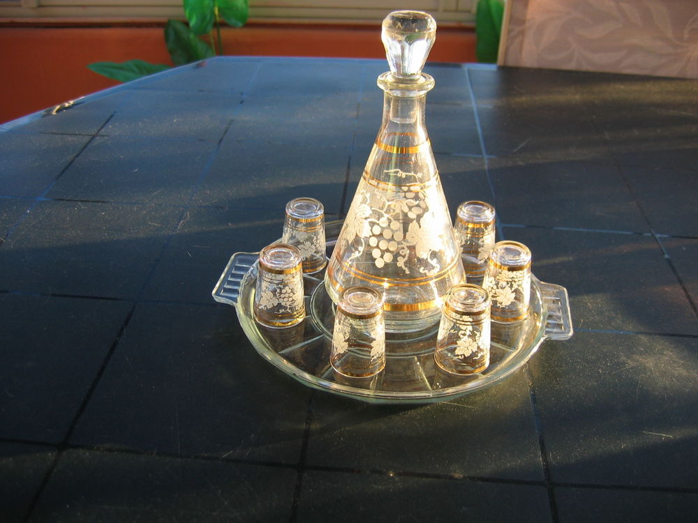 Service &agrave; Liqueur Ann&eacute;es 1950. Décoration