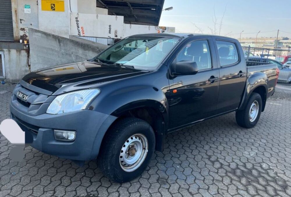 D-MAX 2.5 4X4 CREW CAB PLANET 2013 occasion 20260 Calvi