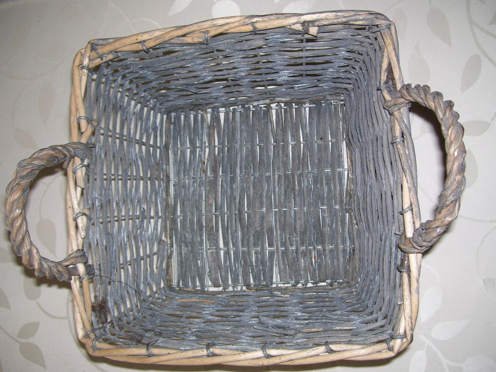 Panier osier gris 32x27 cm Hauteur 13 cm Décoration