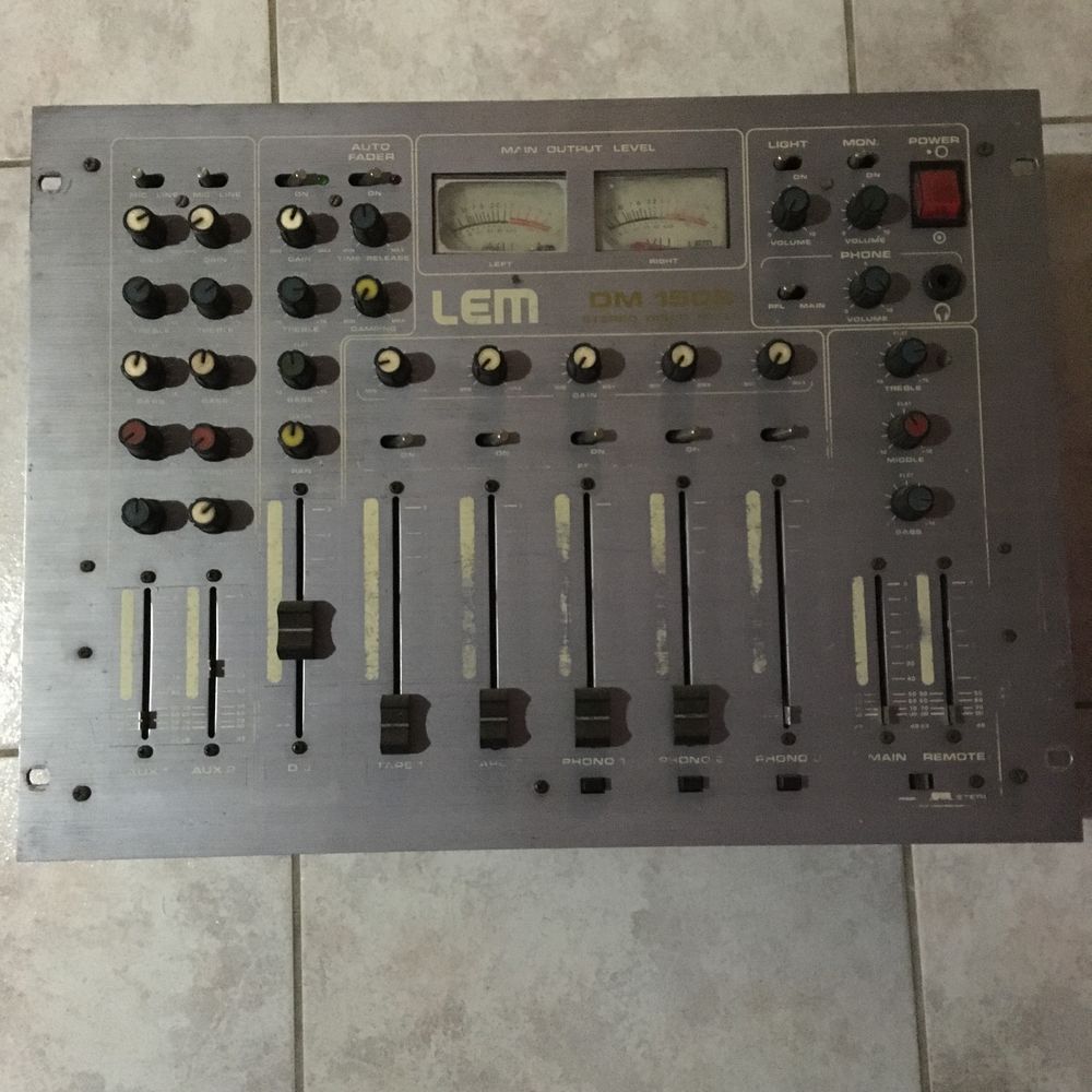 table de mixage DM 1508 LEM Audio et hifi
