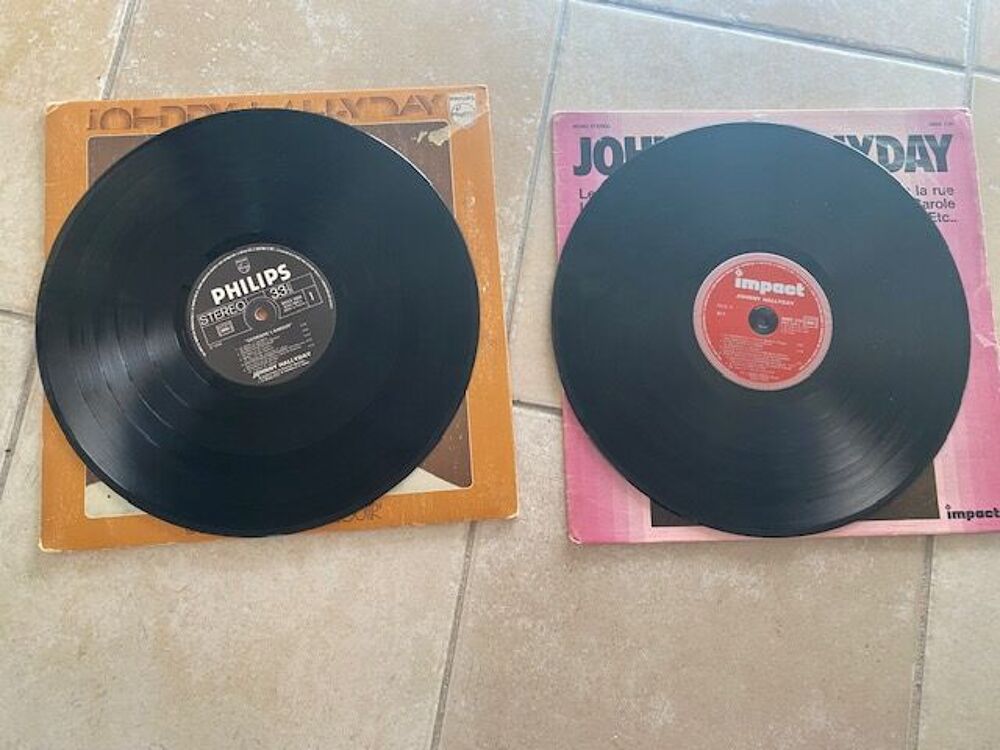 2 disques vinyles 33 tours album johnny Hallyday CD et vinyles