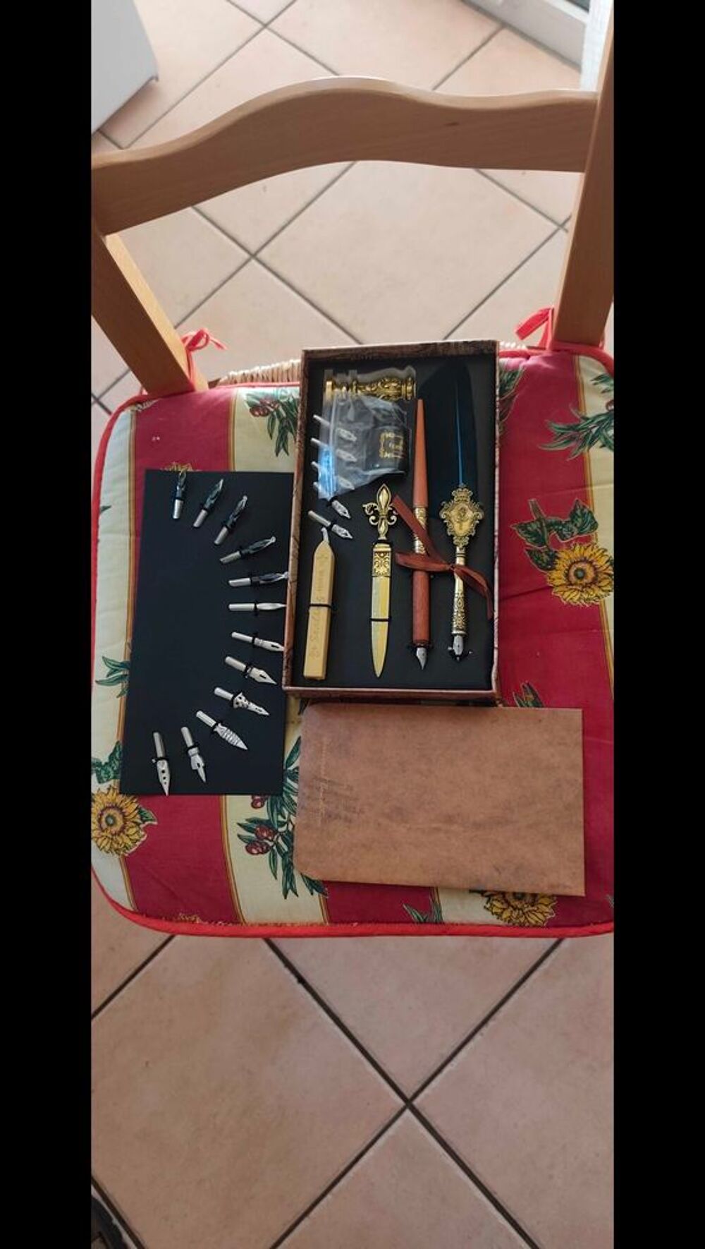 COFFRET D'ECRITURE / CALLIGRAPHIE 
