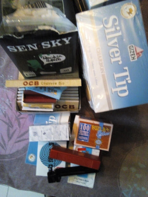 Tubeuse machine  cigarette et papiers 60 Chantereine (77)