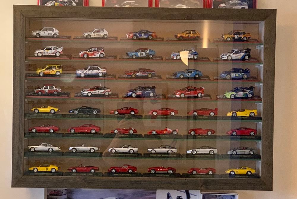 Lot 450 voitures miniatures 1/43 