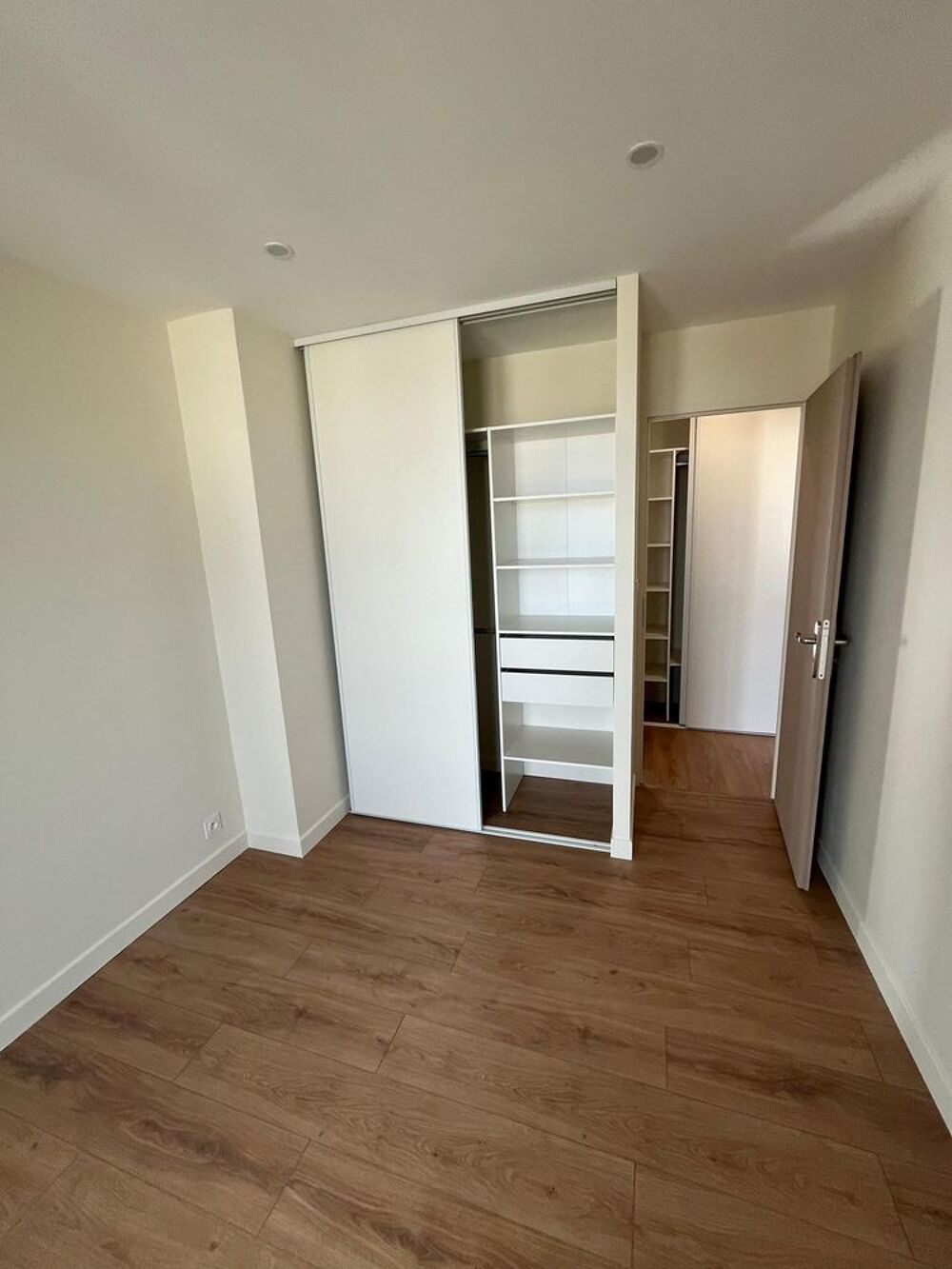 Location Appartement Appartement en non meublé entièrement refait à neuf Orléans