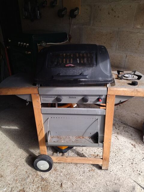 Barbecue . 50 Le Meux (60)