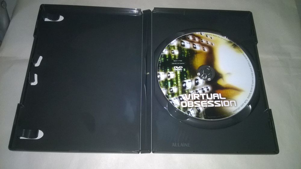 DVD Virtual Obsession
Peter Gallagher - Mimi Rogers 
2005 DVD et blu-ray