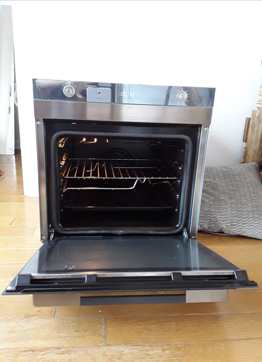 Four encastrable SMEG Electroménager