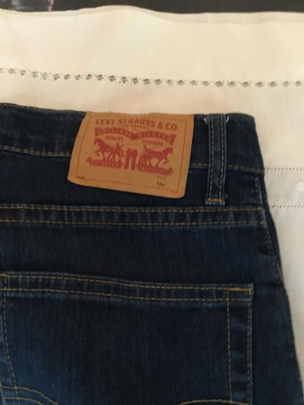 Tout Neuf pour ados 16Ans pantalon Jean grande marque L&Eacute;VIS Vêtements