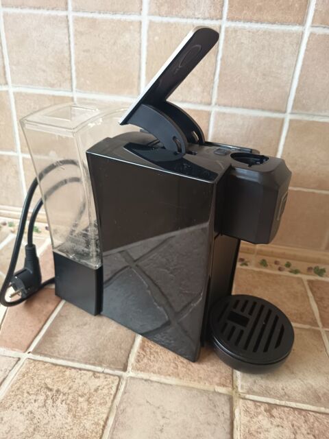 machine a the ''nestle'' Marignane (13)